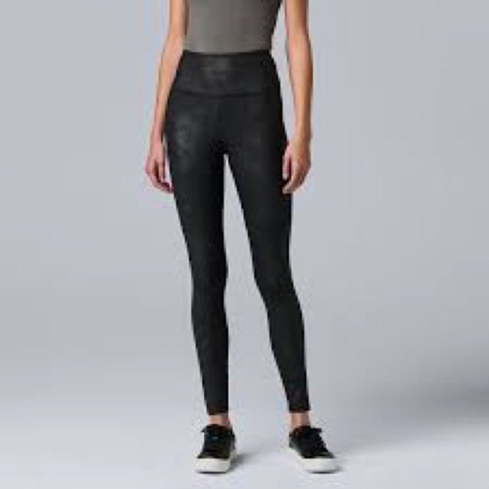 SIMPLY VERA VERA WANG HIGH RISE FAUX LEATHER SHAPING LEGGING BRAND NEW #legging